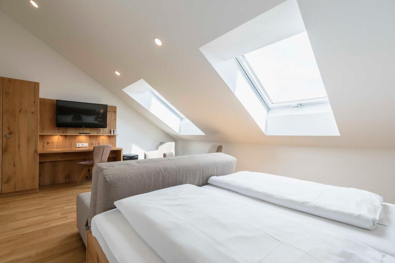 & Loewen Hotel 3*